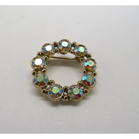 Vintage Brooch Aurora Borealis Crystal Circle Brooch Gold Tone Pin - Picture 3 of 13